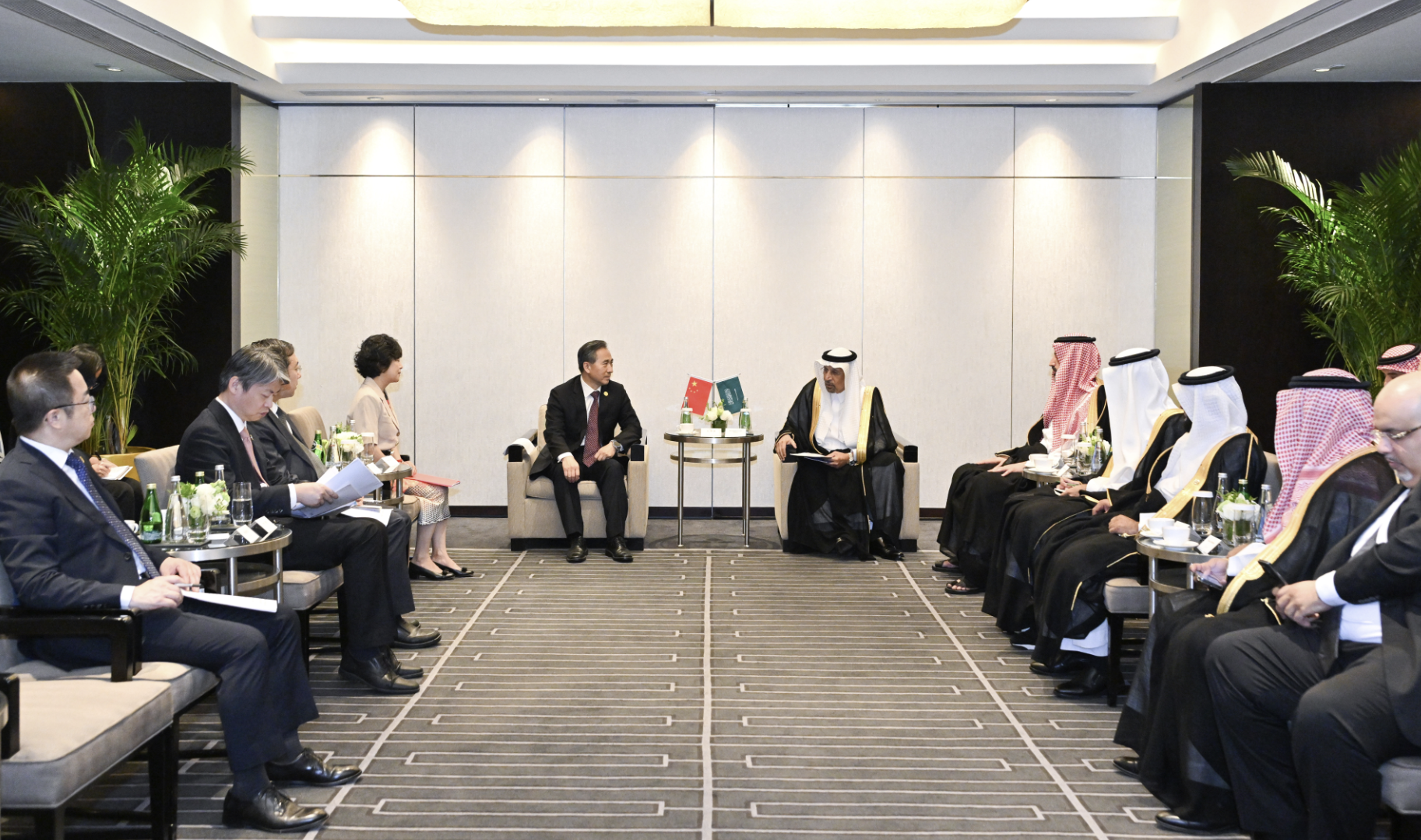 中国-沙特企业圆桌会在利雅得举行