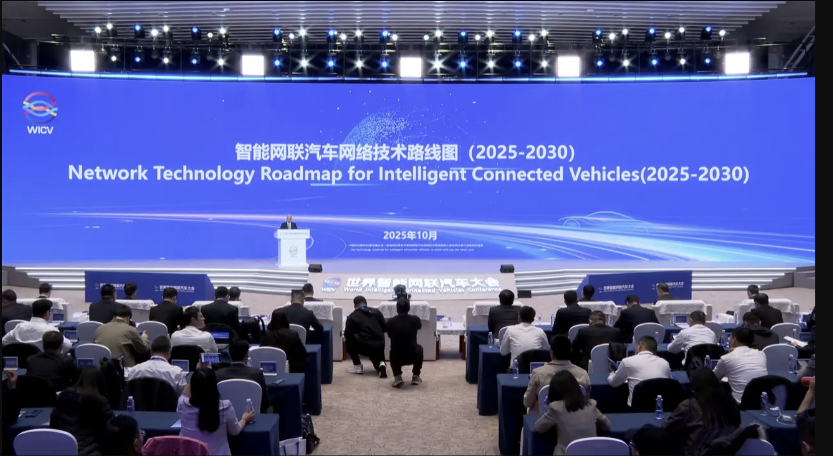 汽车早报|韩国特斯拉电池管理系统故障频现 保时捷任命Michael Leiters为公司首席执行官