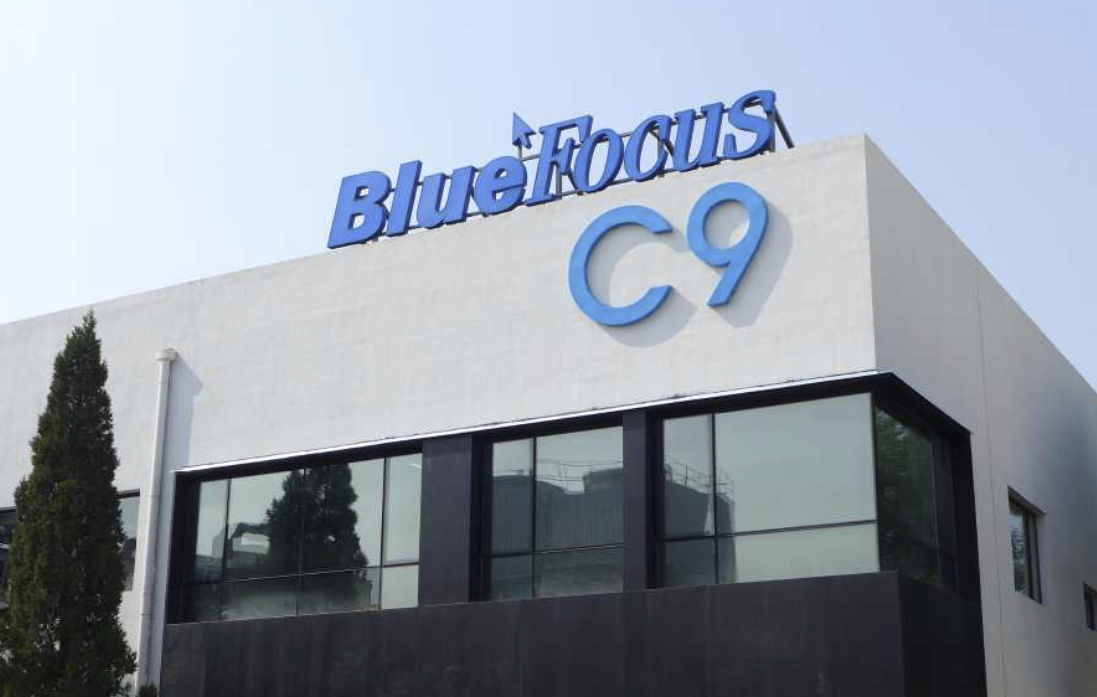 蓝色光标潘飞:人依然是AI时代最重要的因素