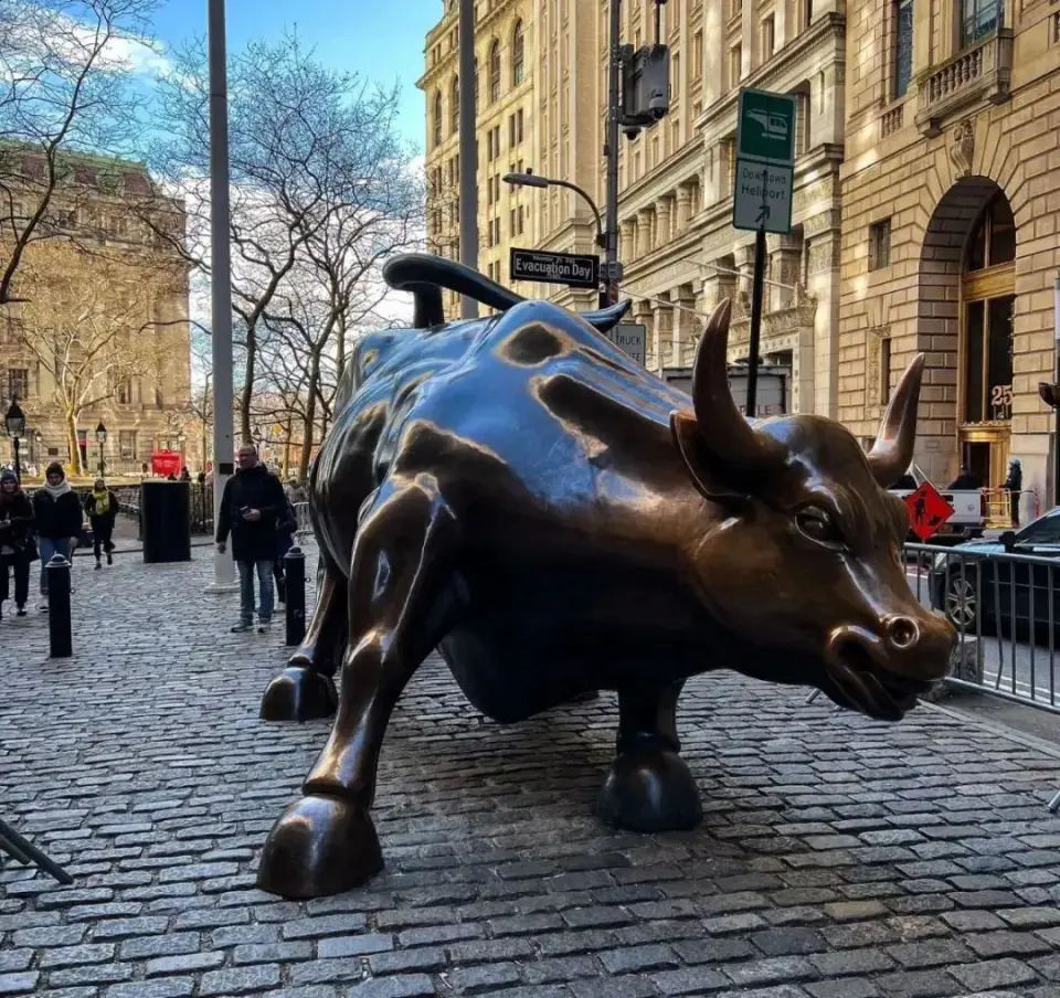 突发！“华尔街一哥”重大警告！美银首次将“人工智能股票泡沫”列为全球最大尾部风险