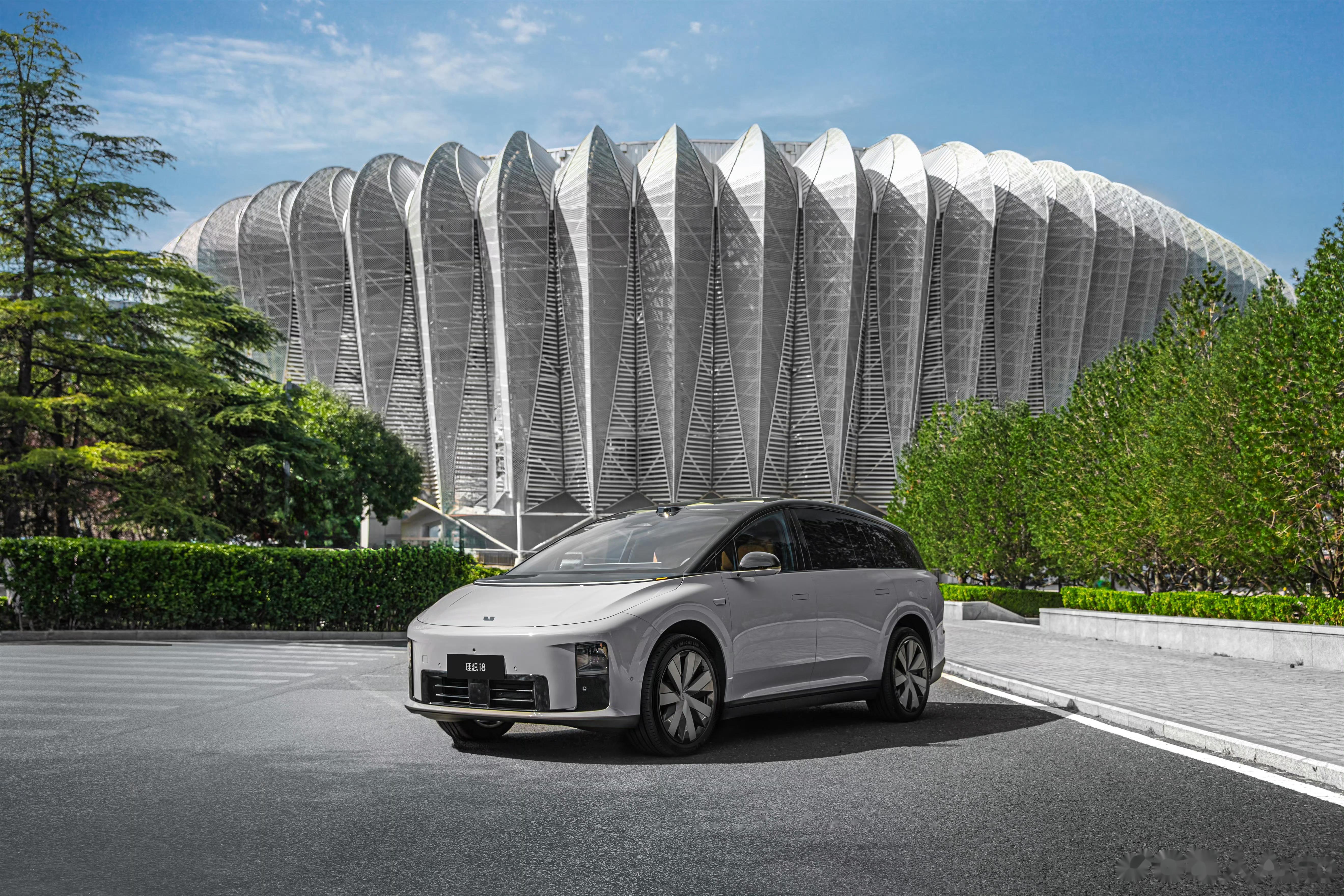 理想汽车法务部：“A5W工”恶意丑化MEGA，被判公开道歉并赔偿